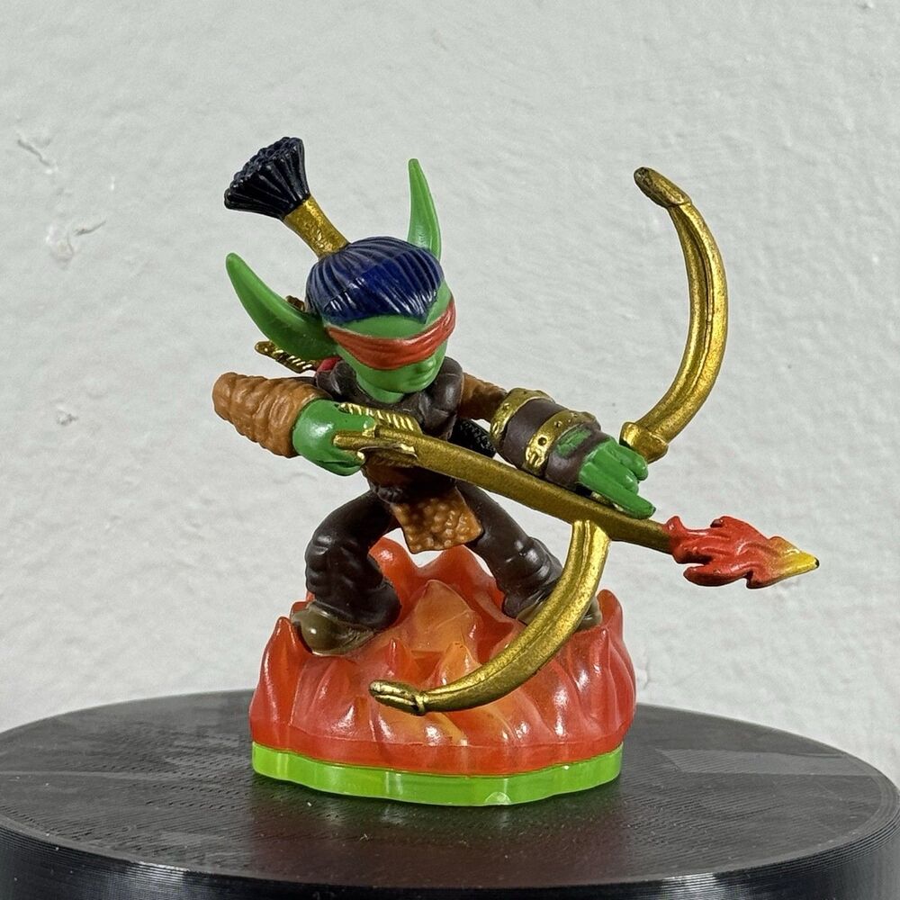 Skylanders Spyros Adventure Flameslinger Figure Model 84178888 Activision 2011